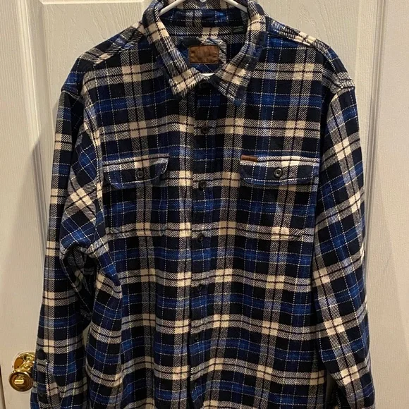 Orvis Navy and Cream Plaid Shirt Jacket
627 - Picture 4 of 7